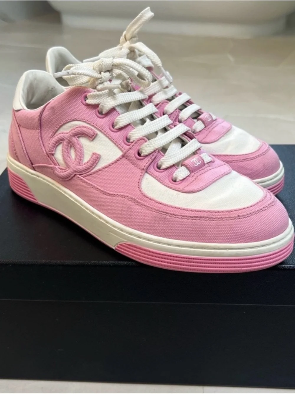 CHANEL Pink and White Low-Top Sneakers with Interlocking CC